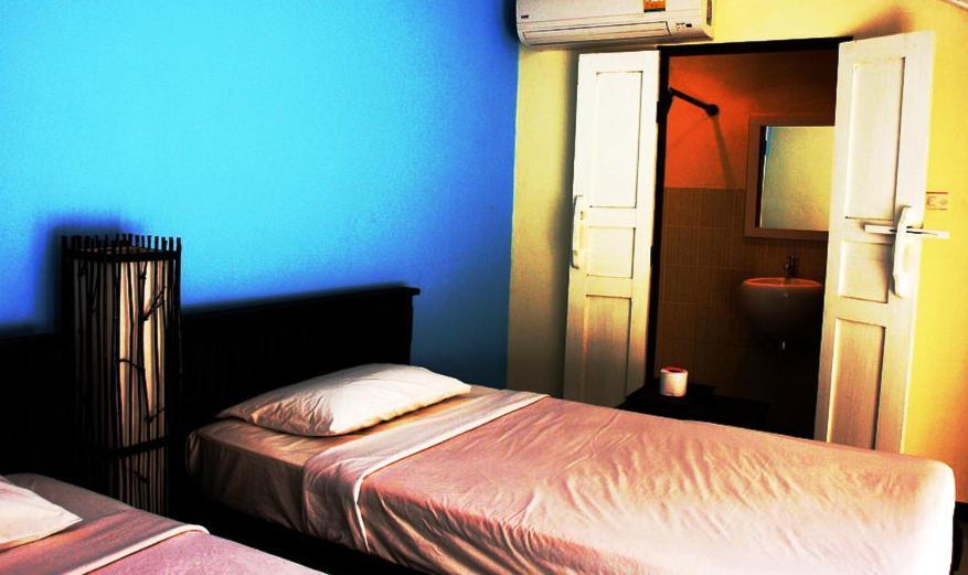 Smile House Guesthouse Chiang Mai Quarto foto