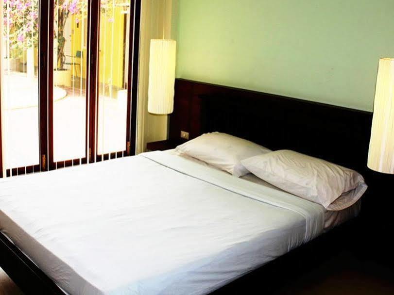 Smile House Guesthouse Chiang Mai Exterior foto